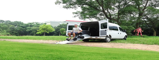 A Guide to Choosing the Best Travel Wheelchair and Accessories